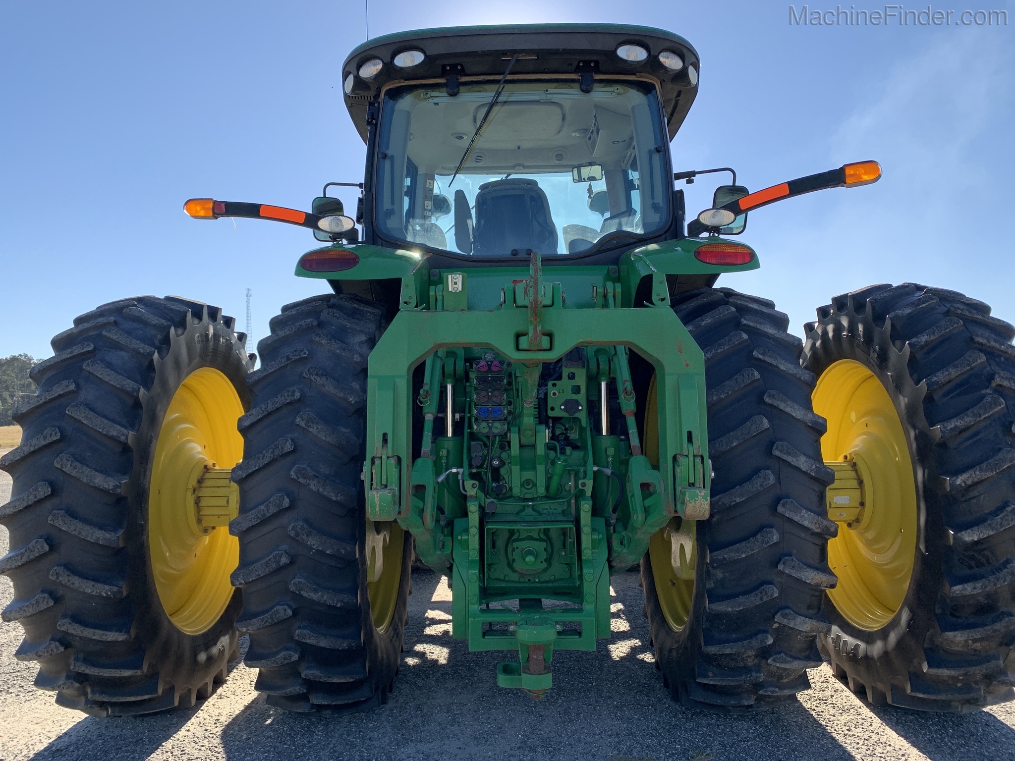 2014 John Deere 8320R Image 7