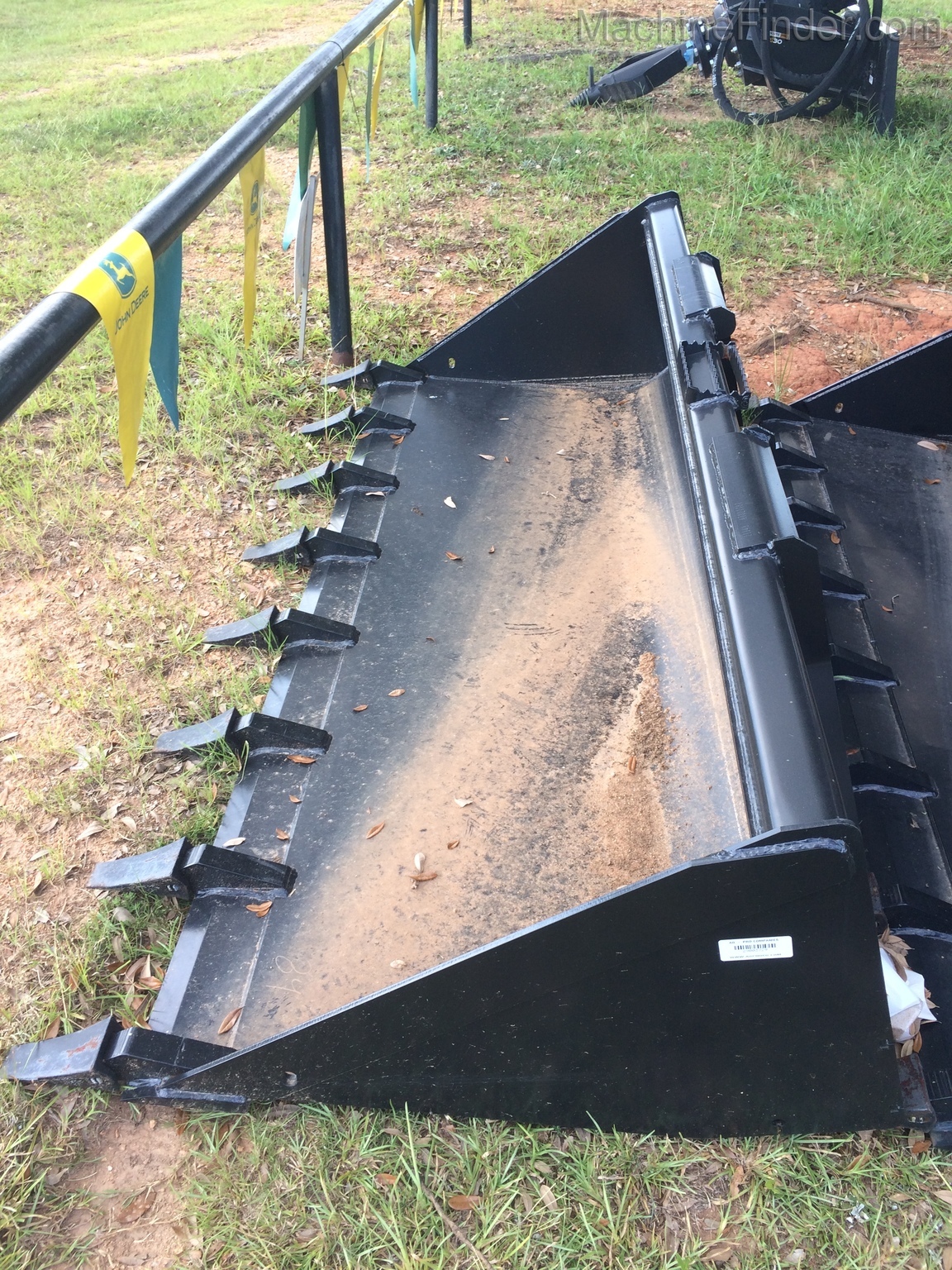 2019 John Deere HD  TOOTH BUCKET Image 1