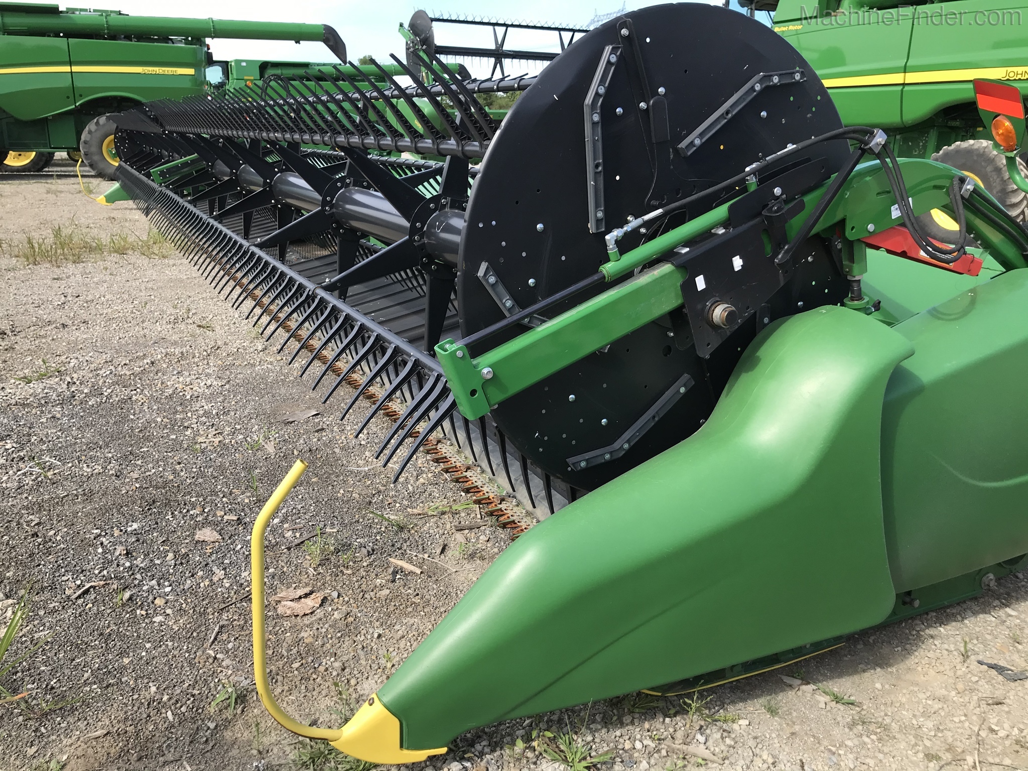 2018 John Deere 645FD Image 1