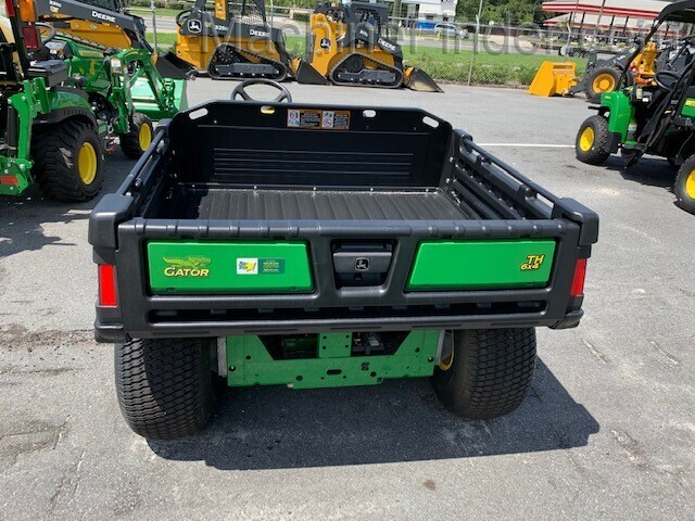 2020 John Deere TH 6X4 D Image 6
