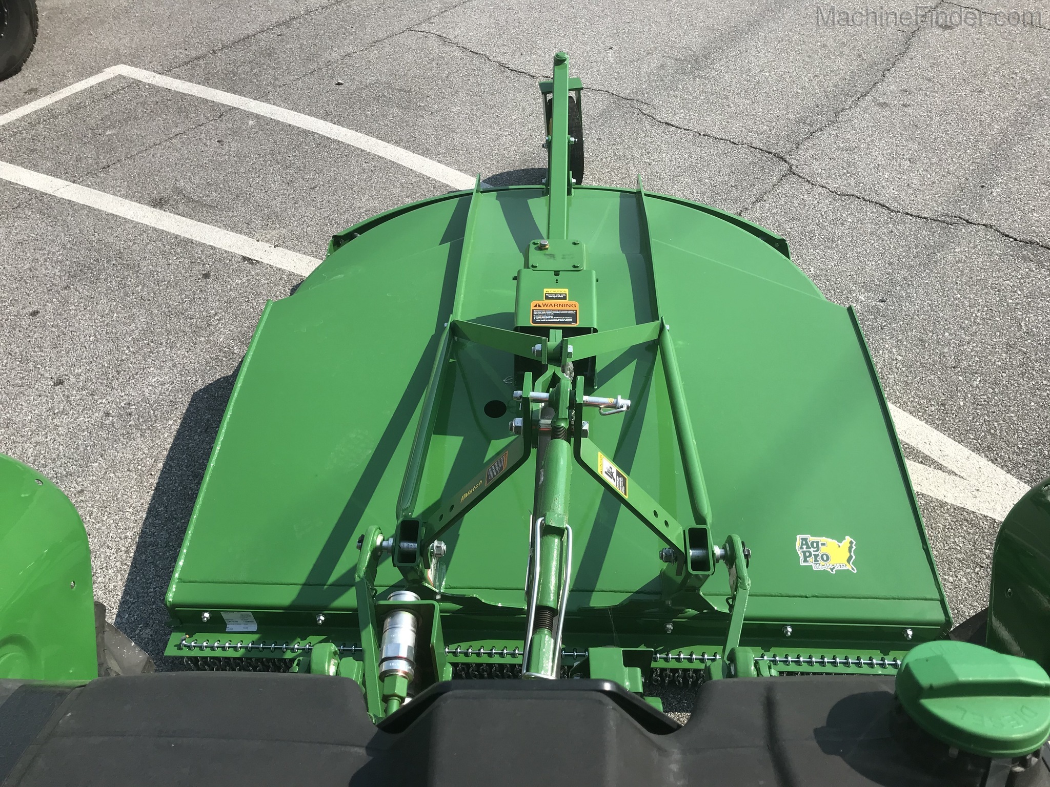 2020 John Deere 5045E Image 15