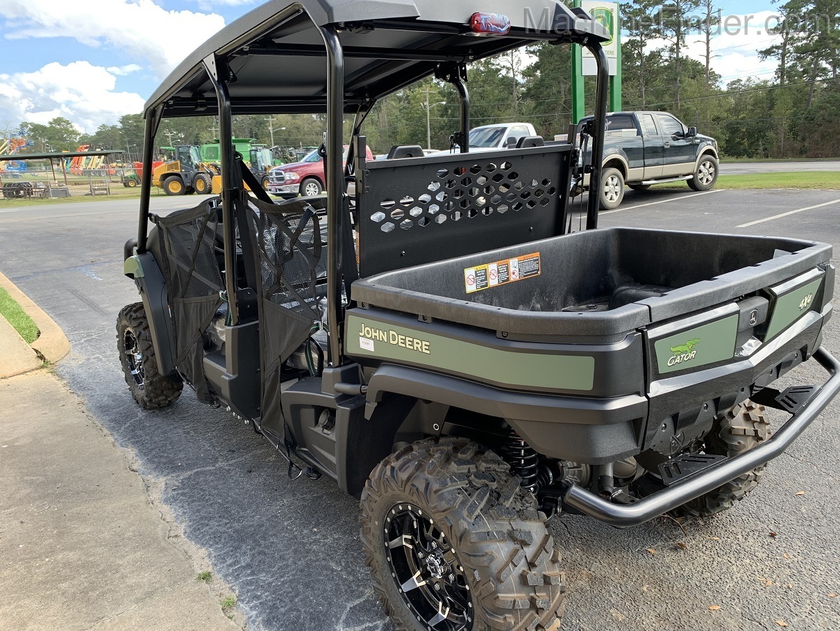 2020 John Deere 590M S4 Image 4