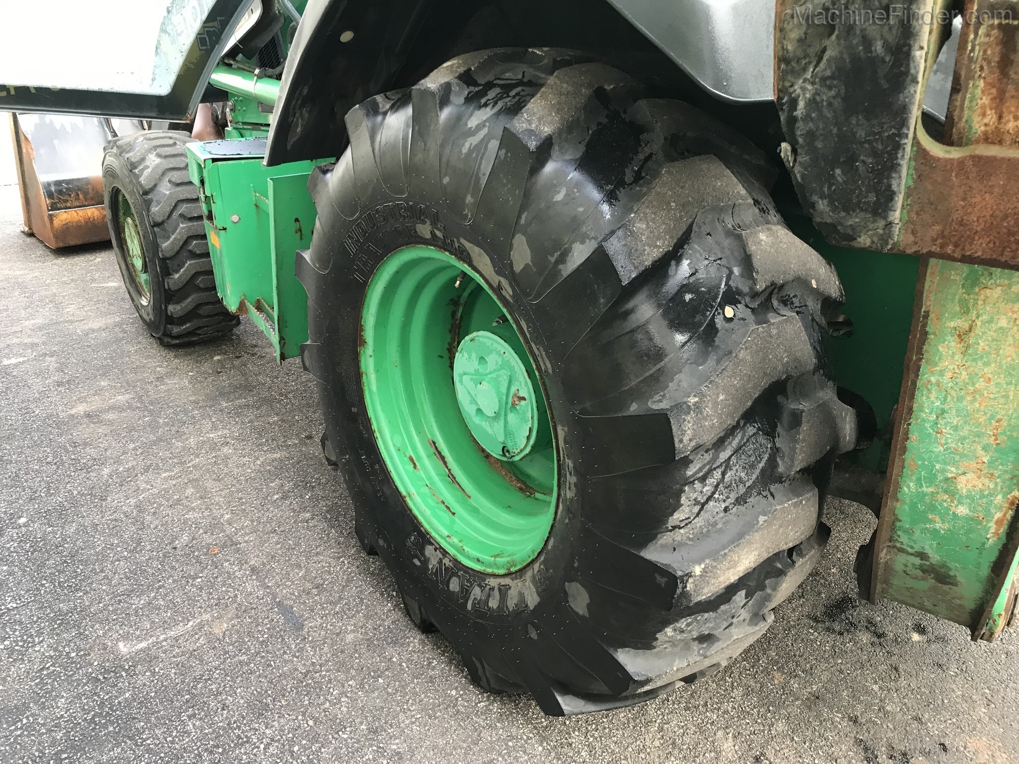 2012 John Deere 310J Image 11