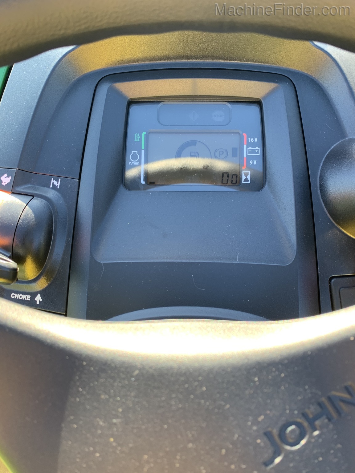 2020 John Deere X380 Image 4