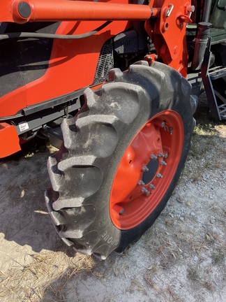 Kubota M7060 Image 3