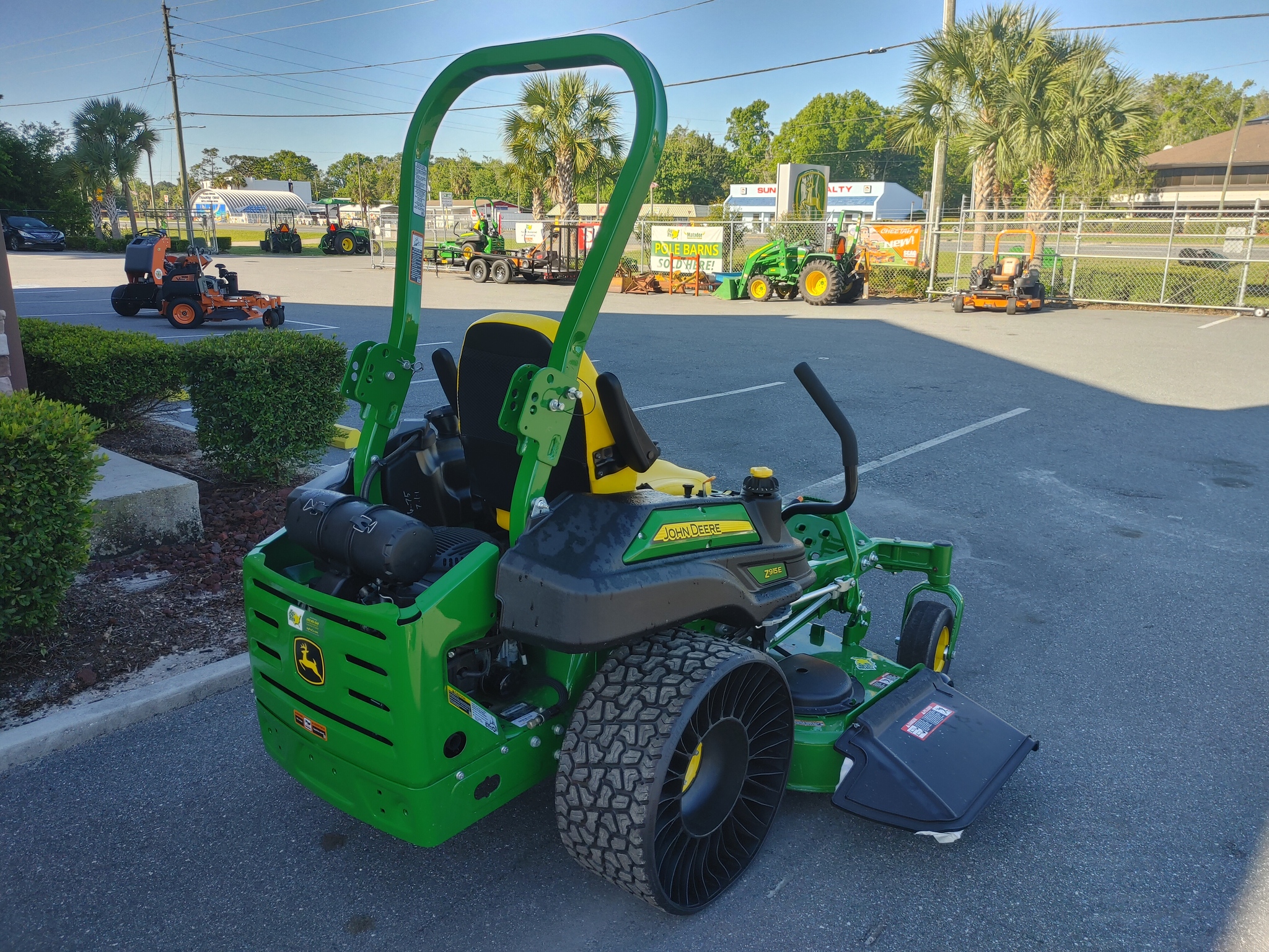 2023 John Deere Z915E Image 6