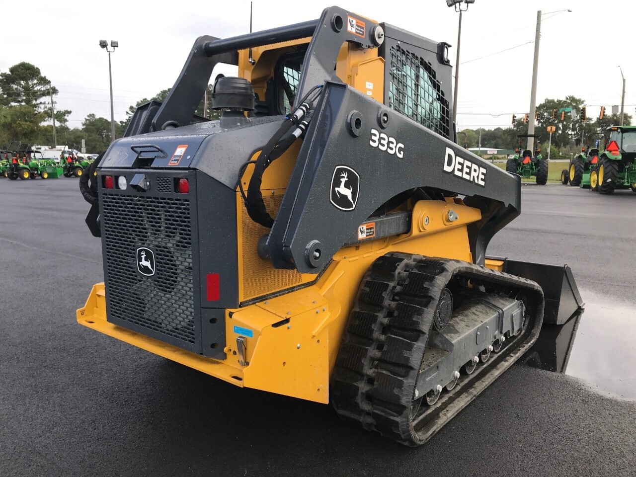 2024 John Deere 333G Image 5