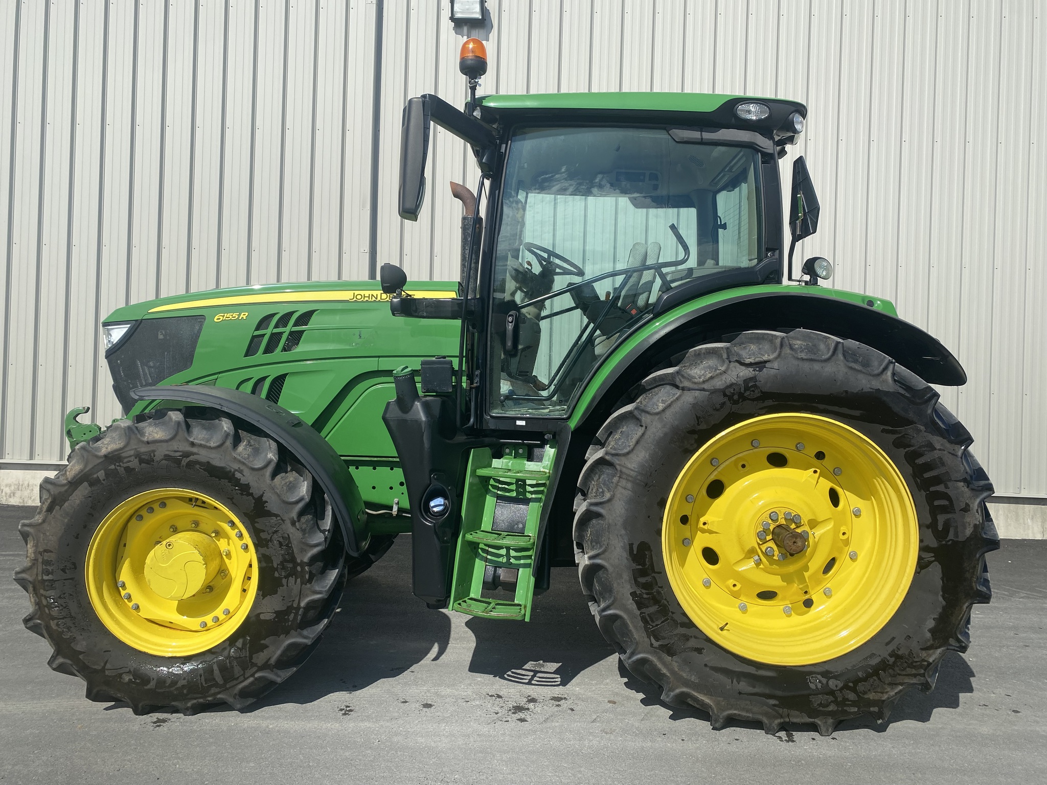 2020 John Deere 6155R Image 2
