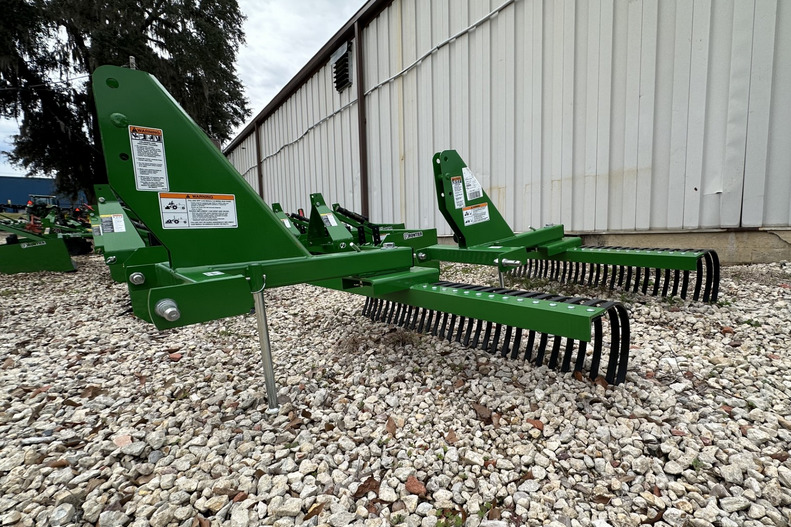 2023 John Deere LR2060L Image 5