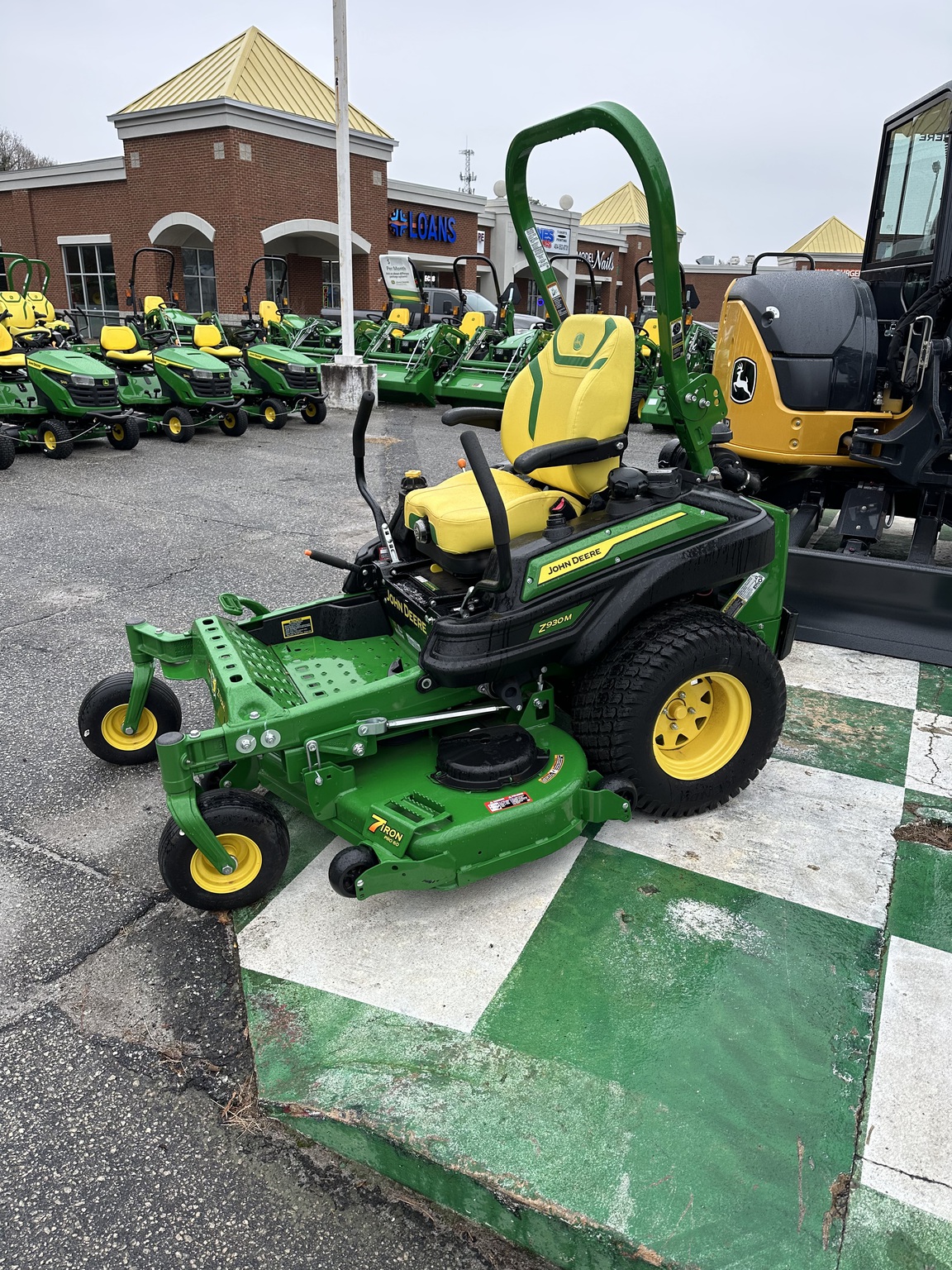 2025 John Deere Z930M Image 2