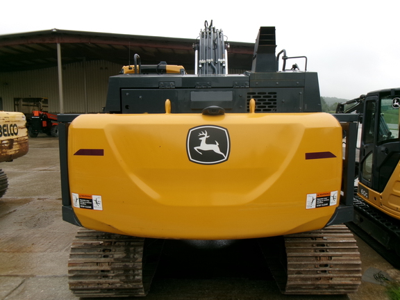 2024 John Deere 210 P-Tier