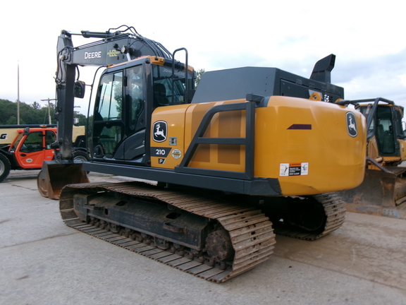 2024 John Deere 210 P