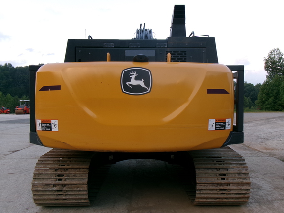2024 John Deere 210 P