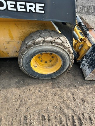 2023 John Deere 320G