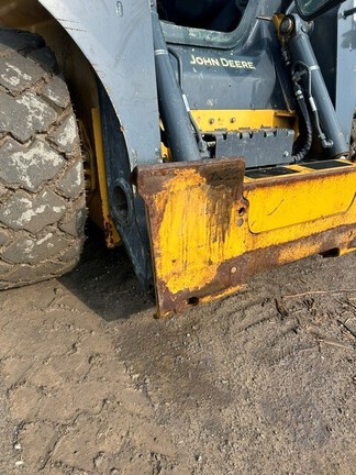 2023 John Deere 320G