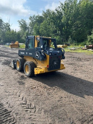 2023 John Deere 320G