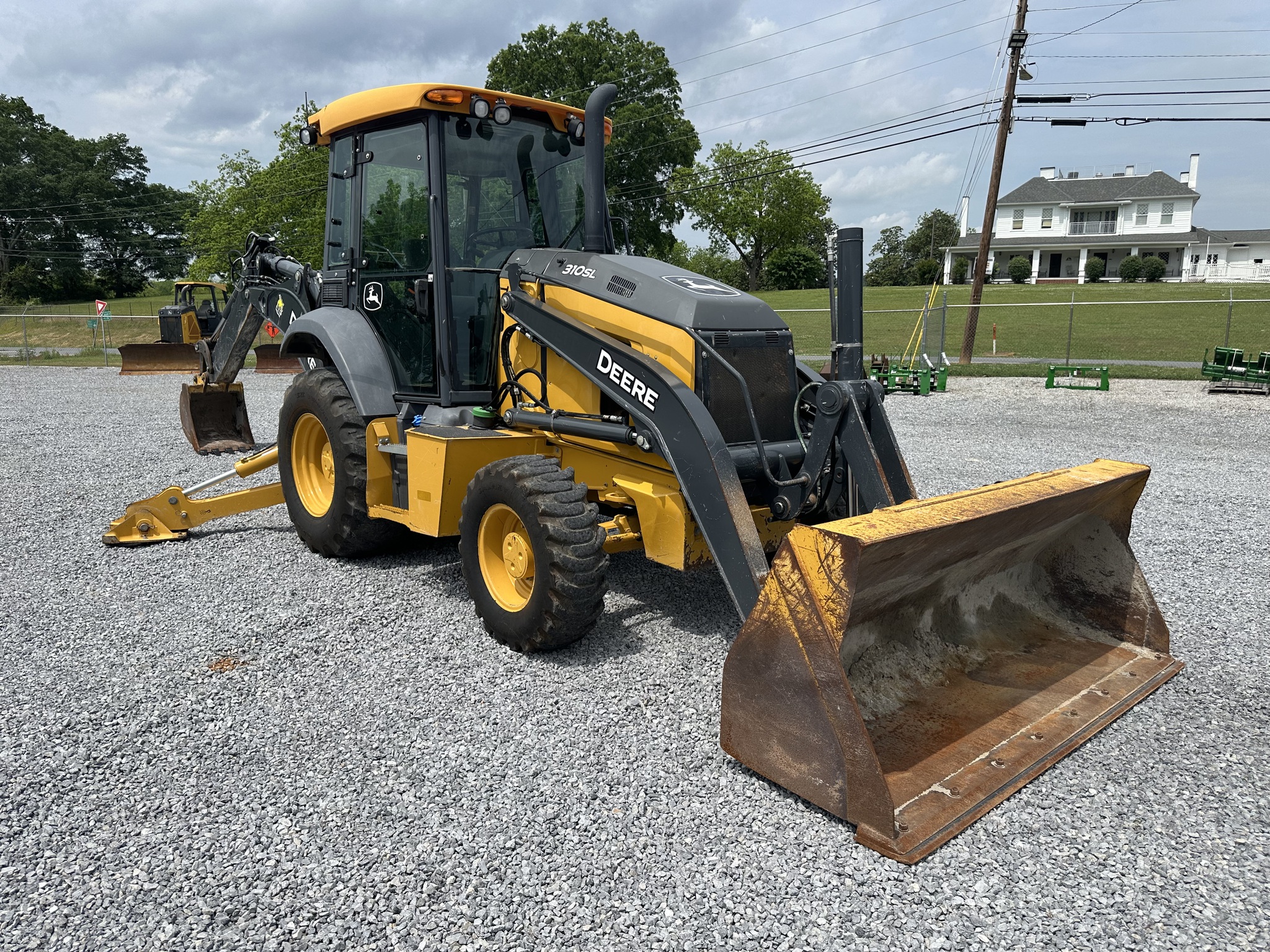 2022 John Deere 310SL Image 2