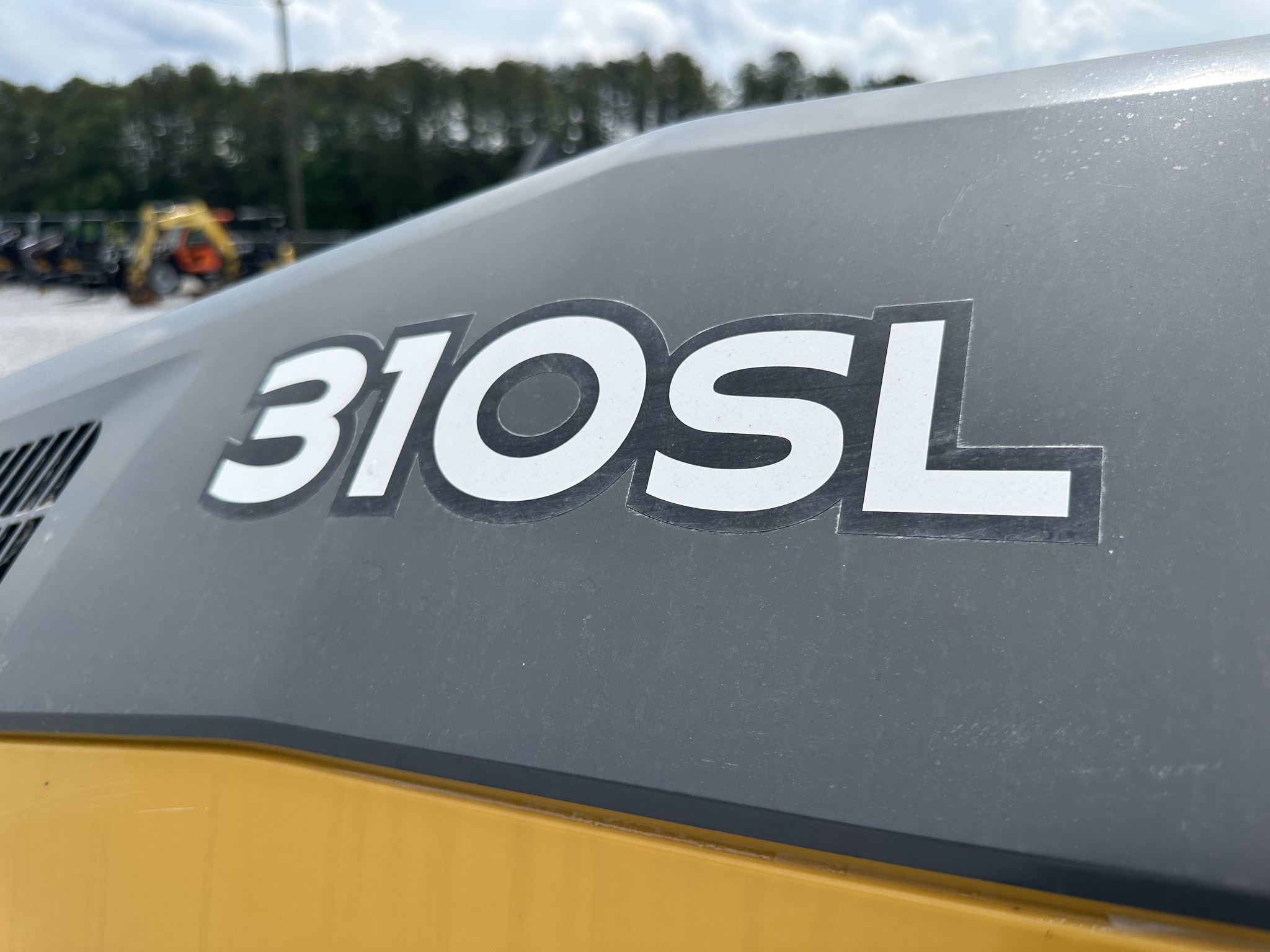 2022 John Deere 310SL Image 11