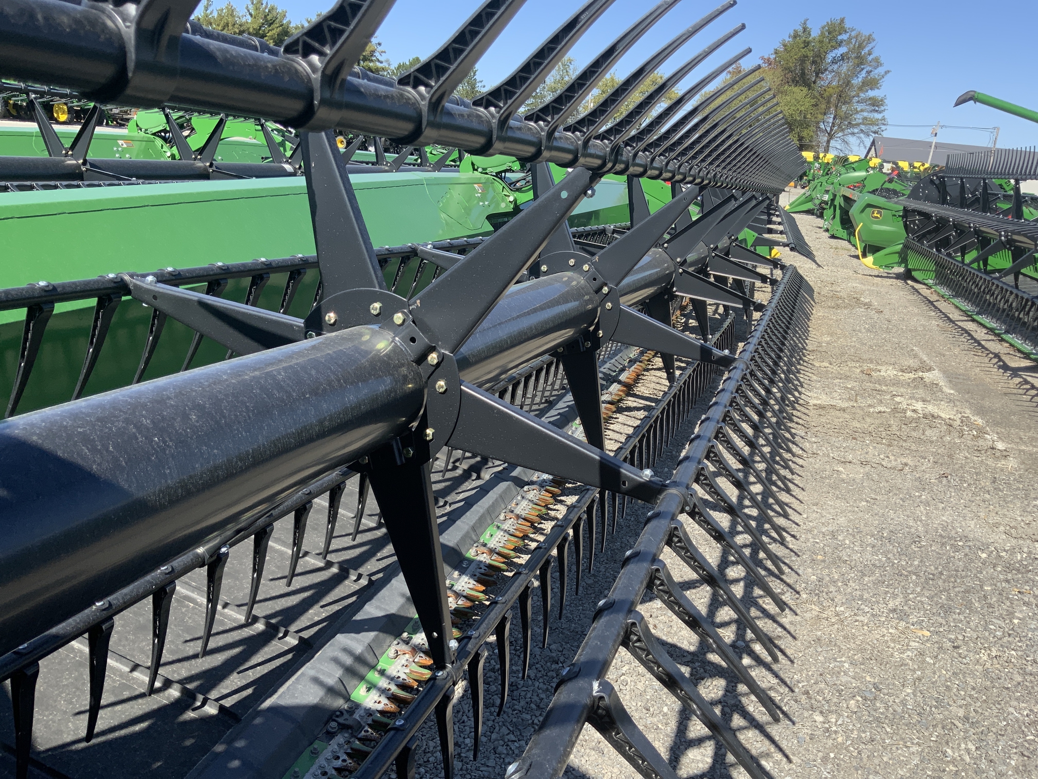 2018 John Deere 645FD Image 4