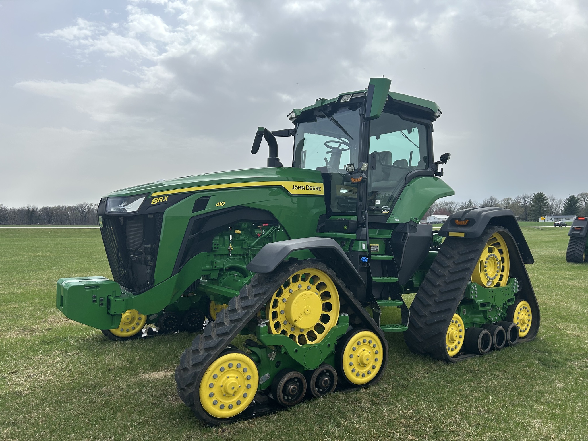  2021 John Deere 8RX 410 at Heritage Tractor in Lacon, IL
