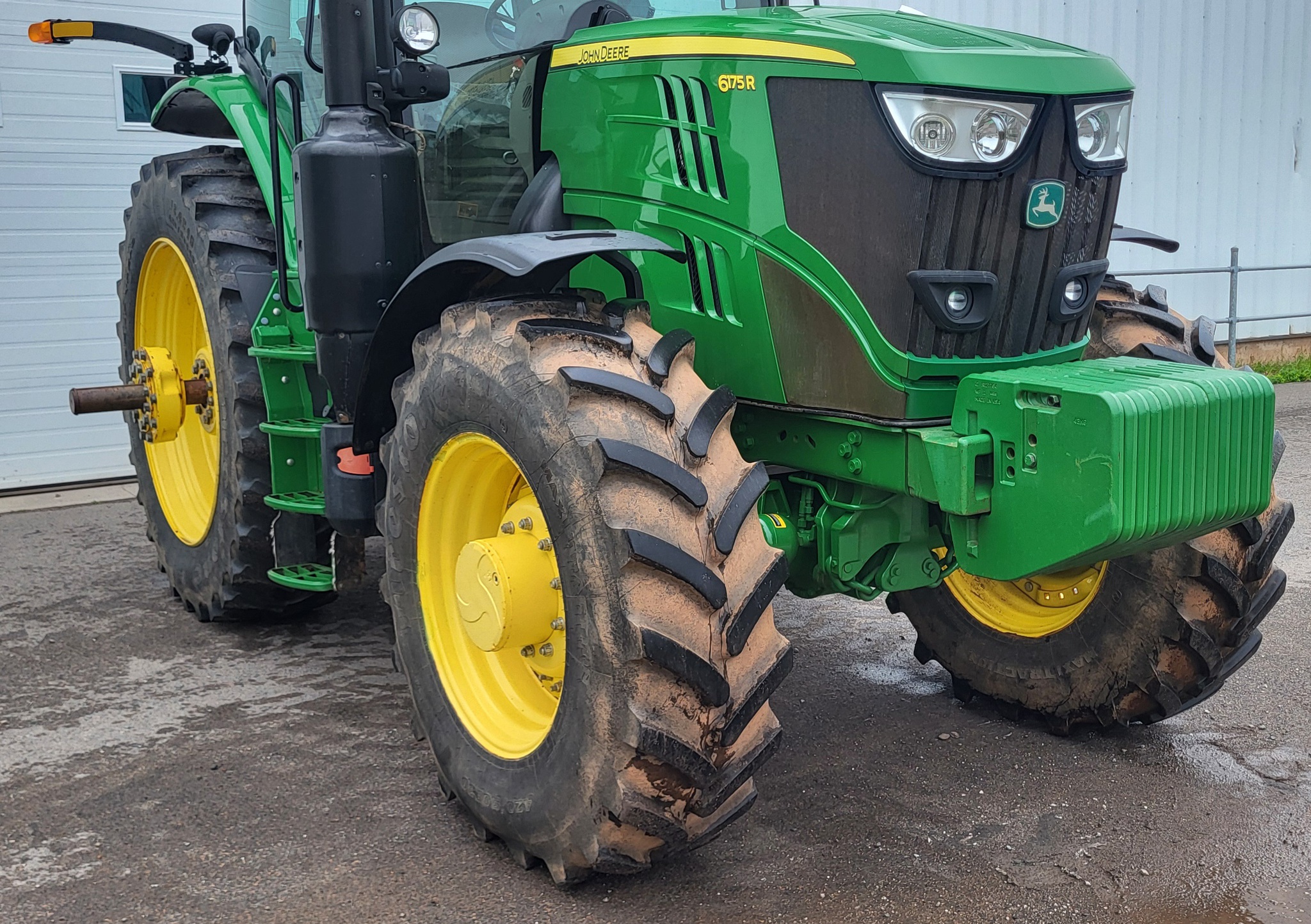 2020 John Deere 6175R Image 4
