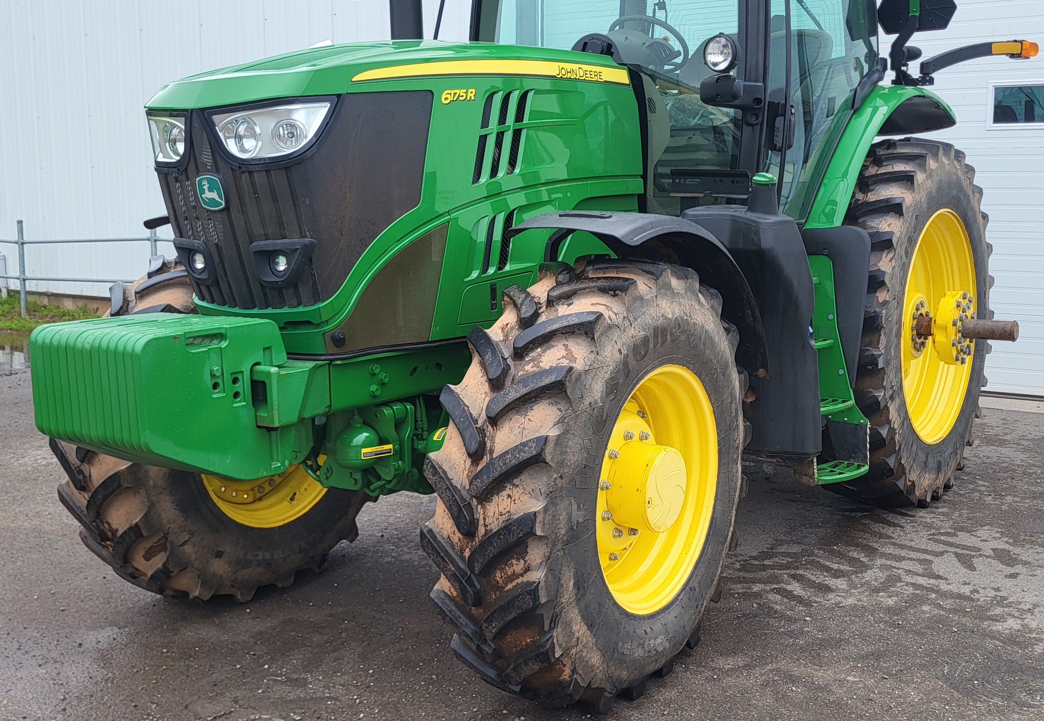 2020 John Deere 6175R Image 3