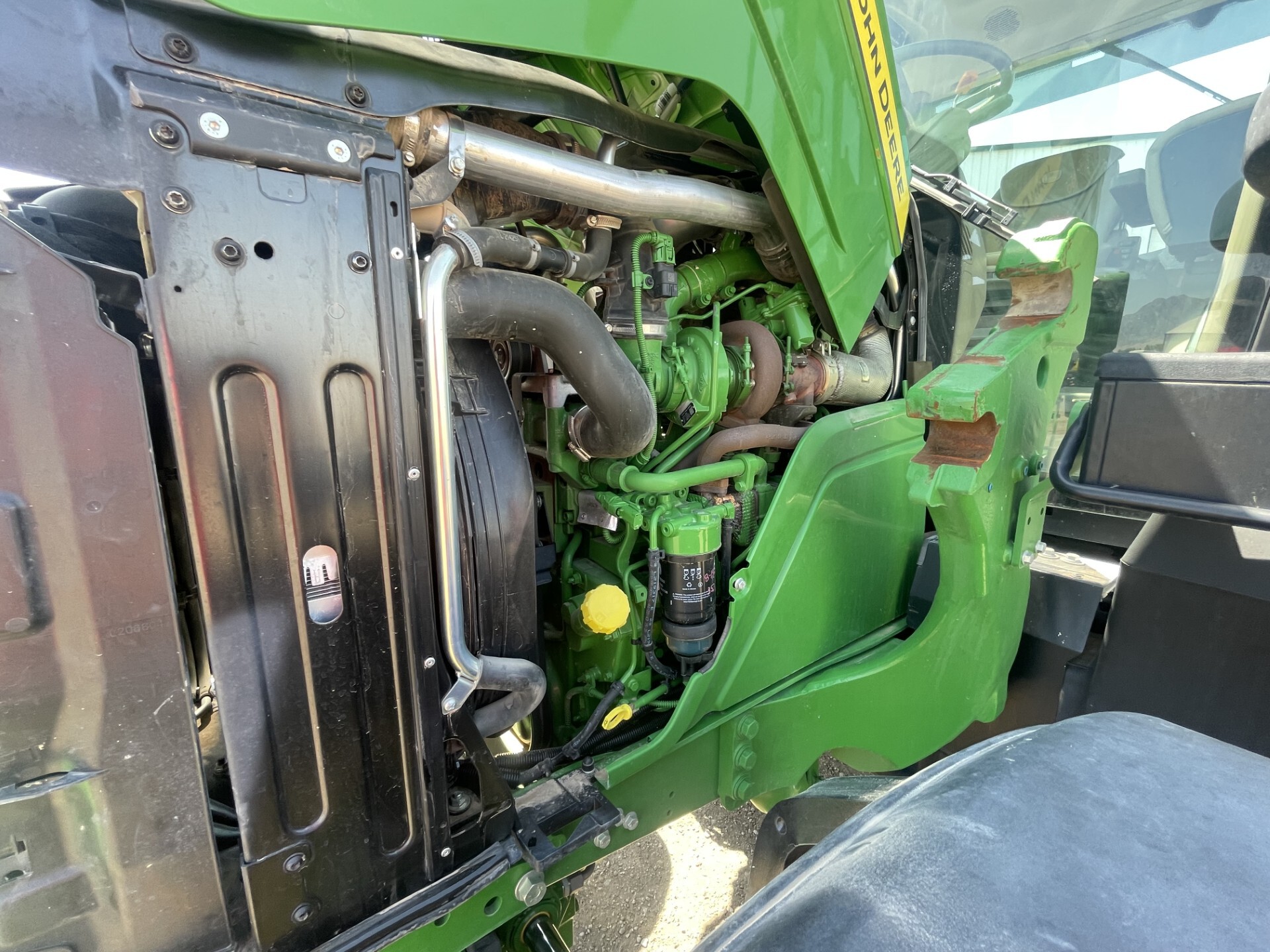 2023 John Deere 6R 130 Image 18