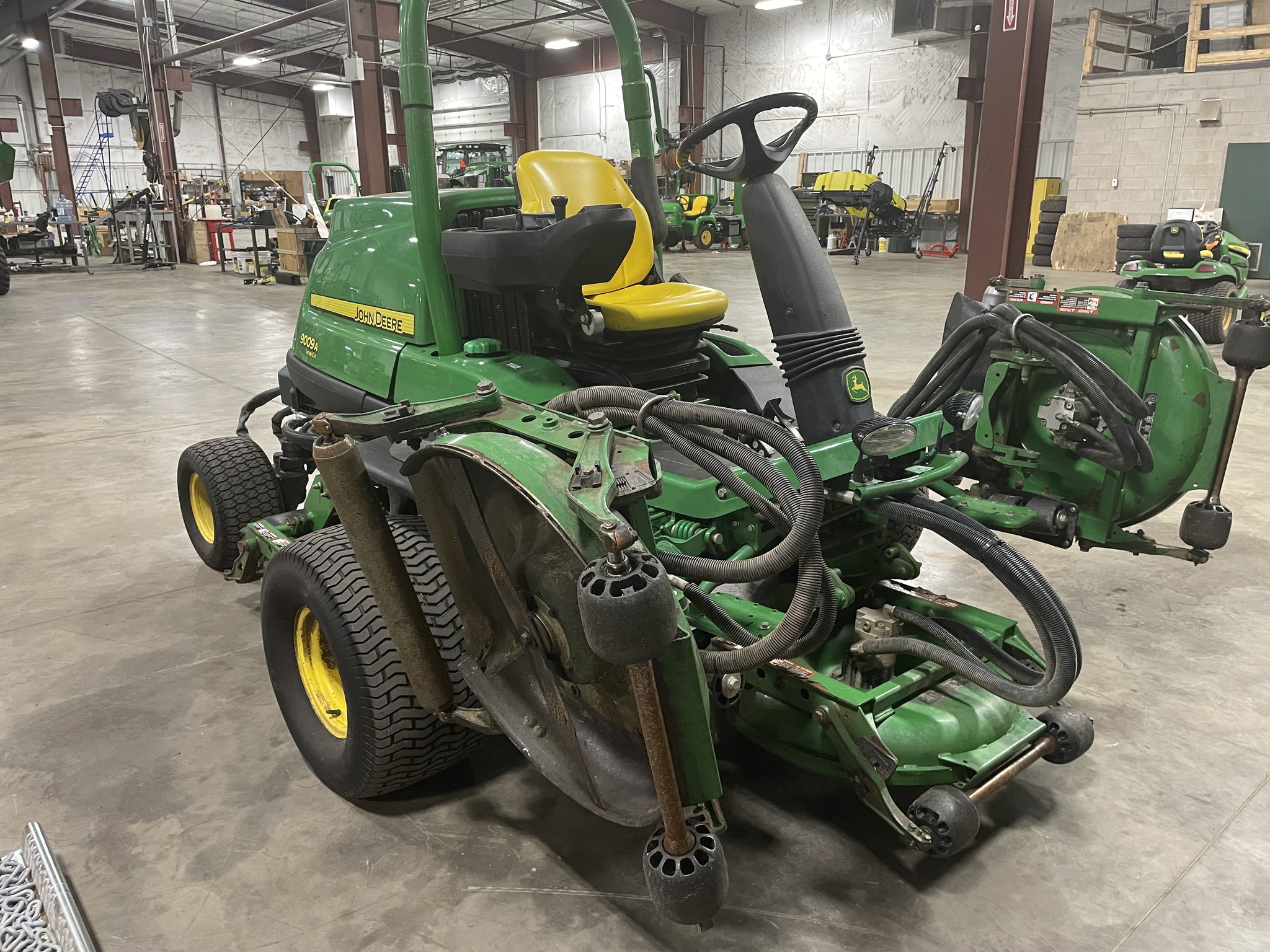 2020 John Deere 9009 Image 4