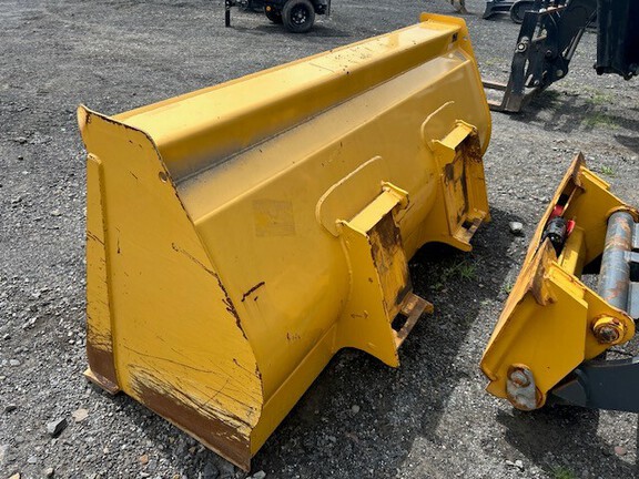2023 John Deere 304 G