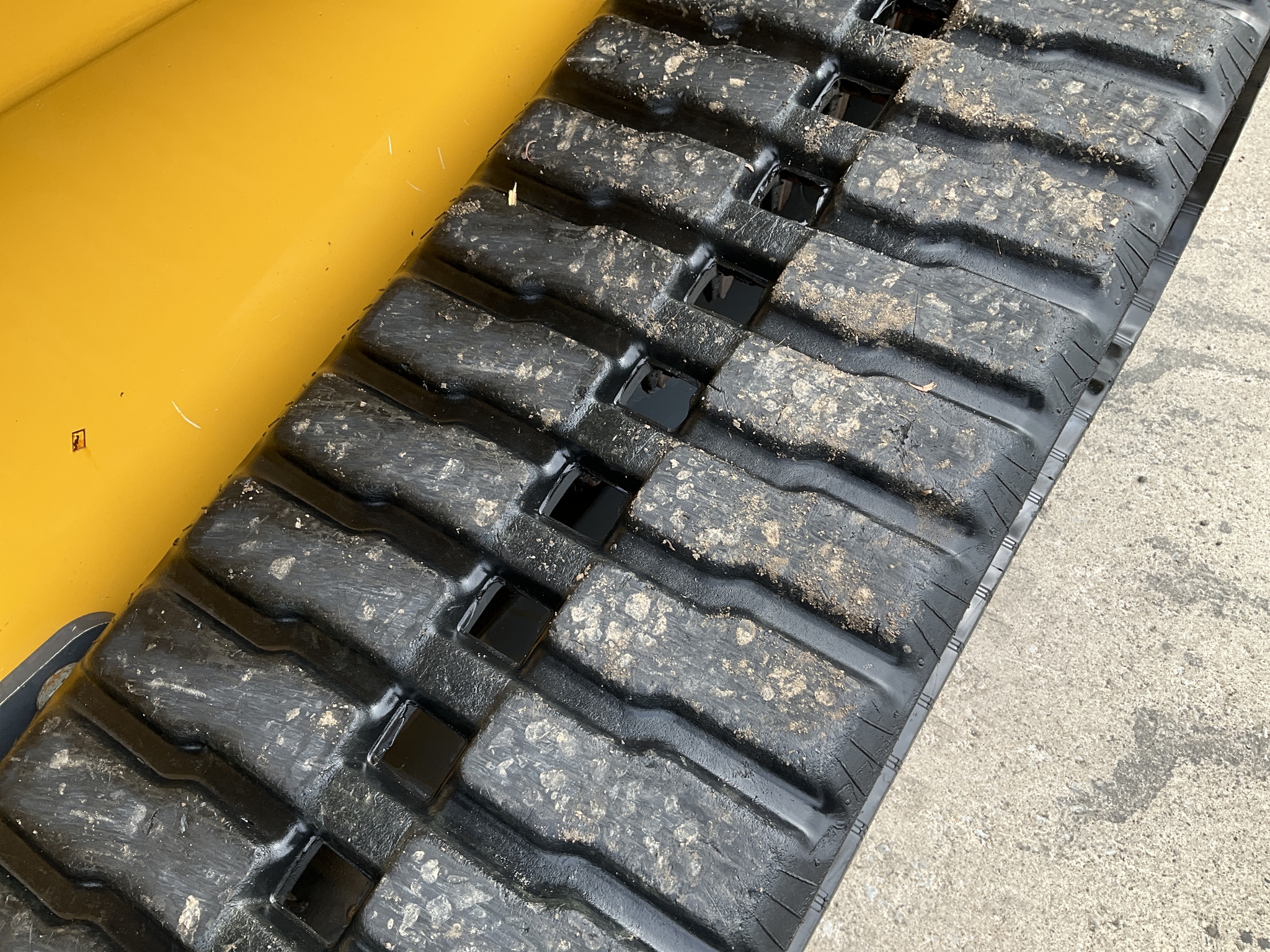 2021 John Deere 333G Image 16