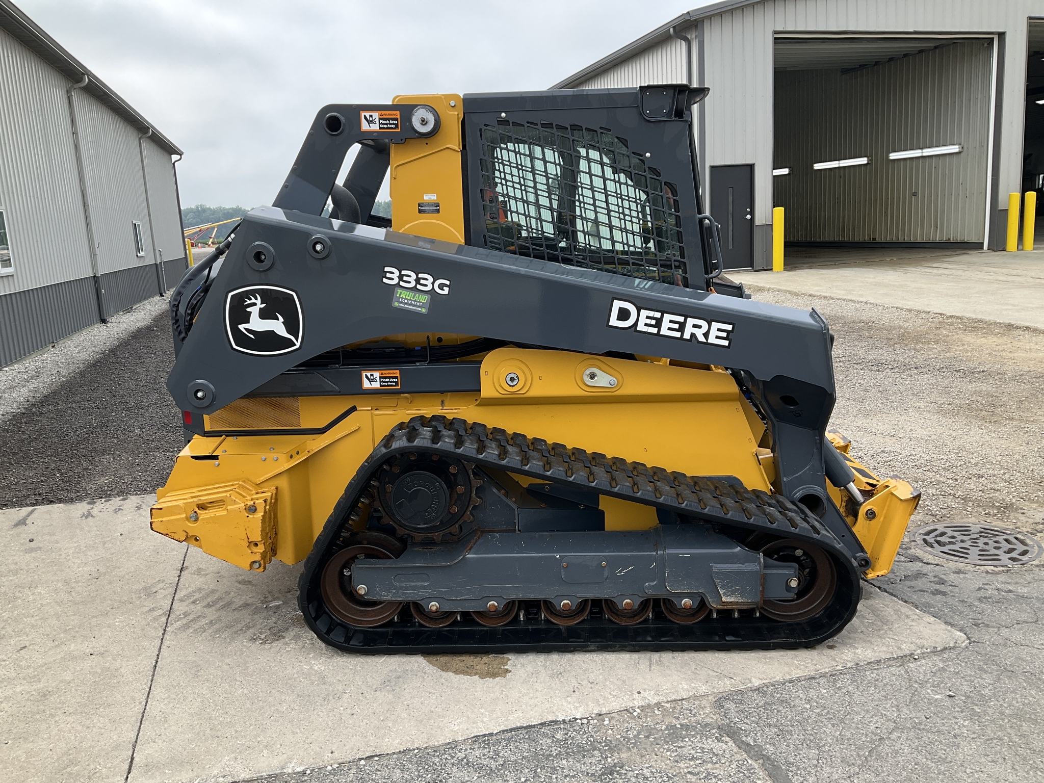 2021 John Deere 333G Image 1