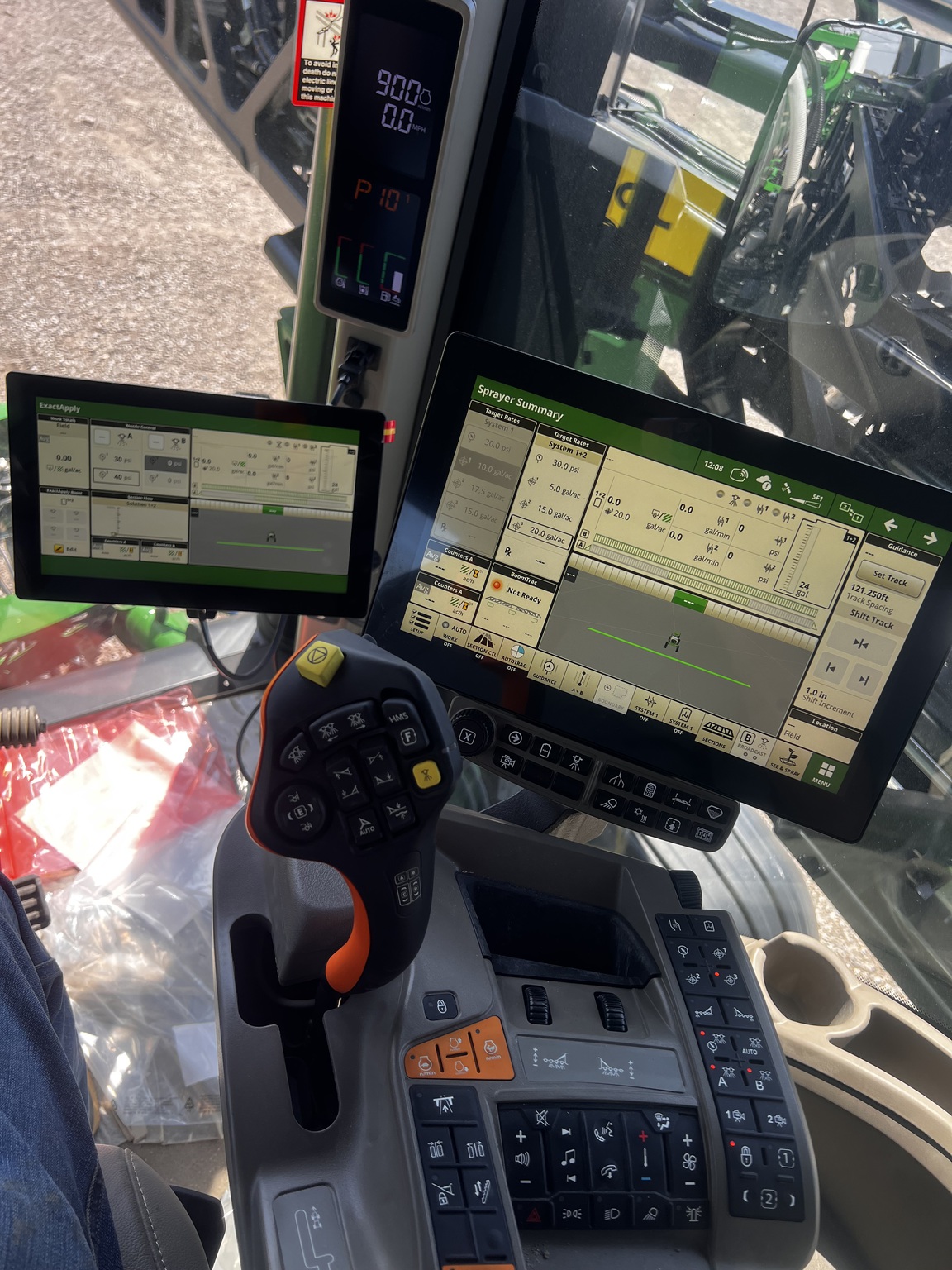 2024 John Deere 410R Image 6