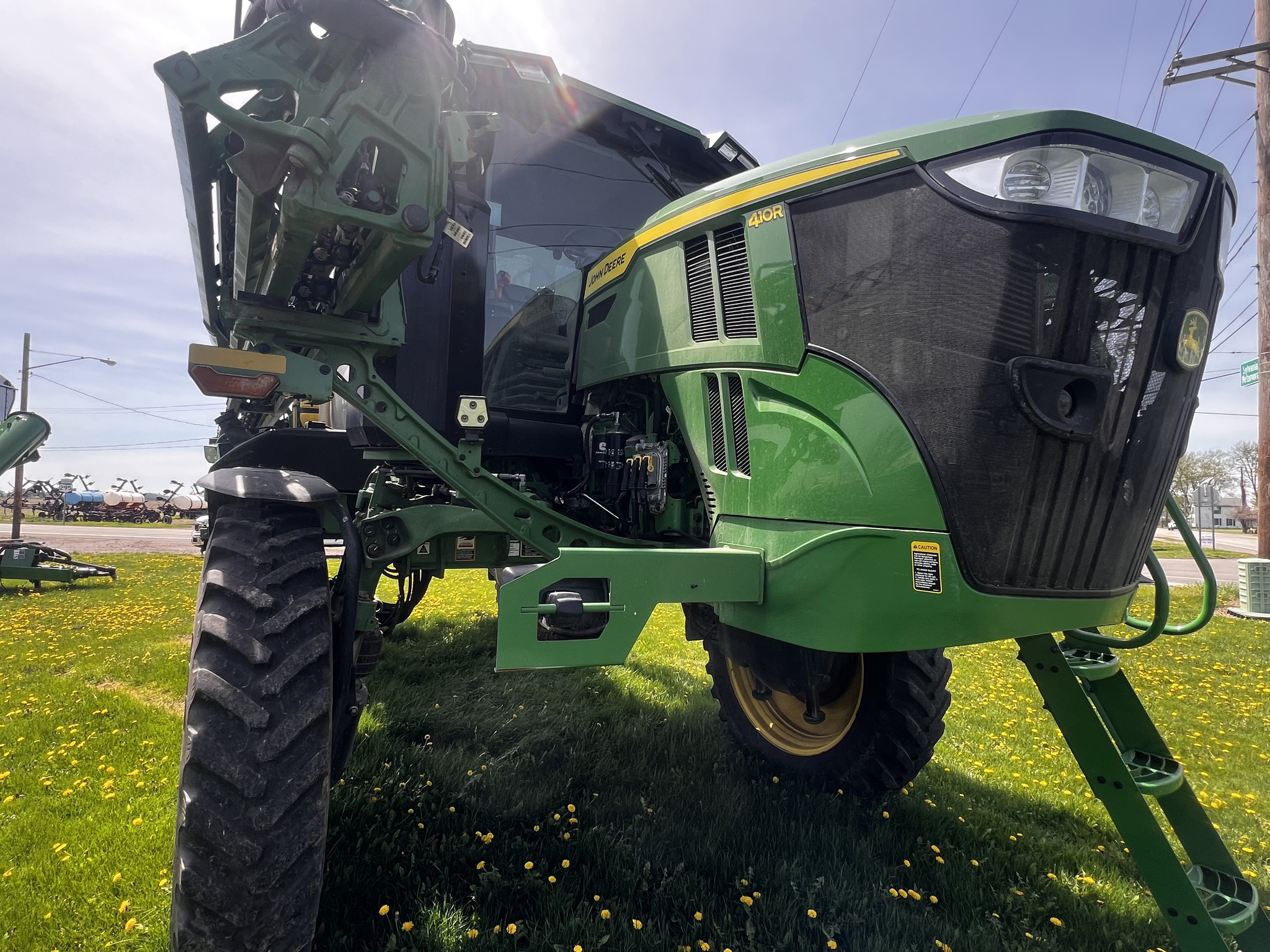 2024 John Deere 410R Image 2