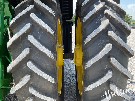 Photo of 2024 John Deere 8R 250