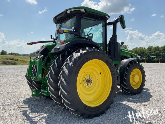 Photo of 2024 John Deere 8R 250