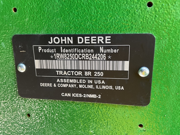 Photo of 2024 John Deere 8R 250