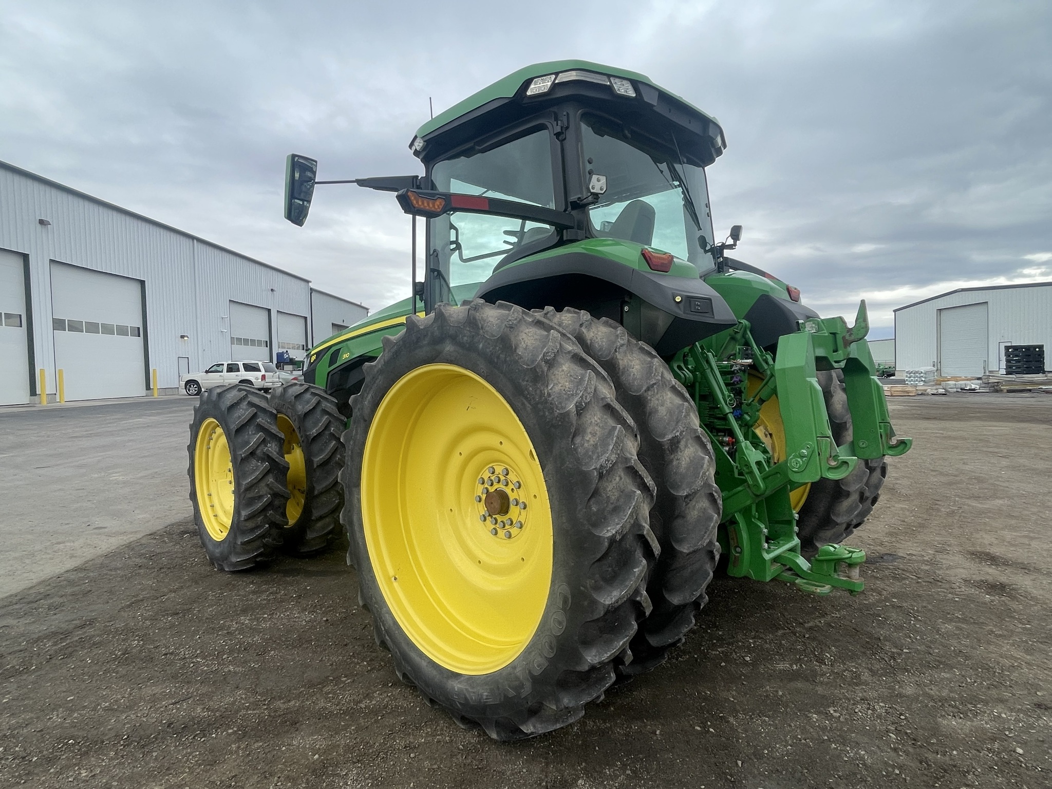 2021 John Deere 8R 310 Image 7