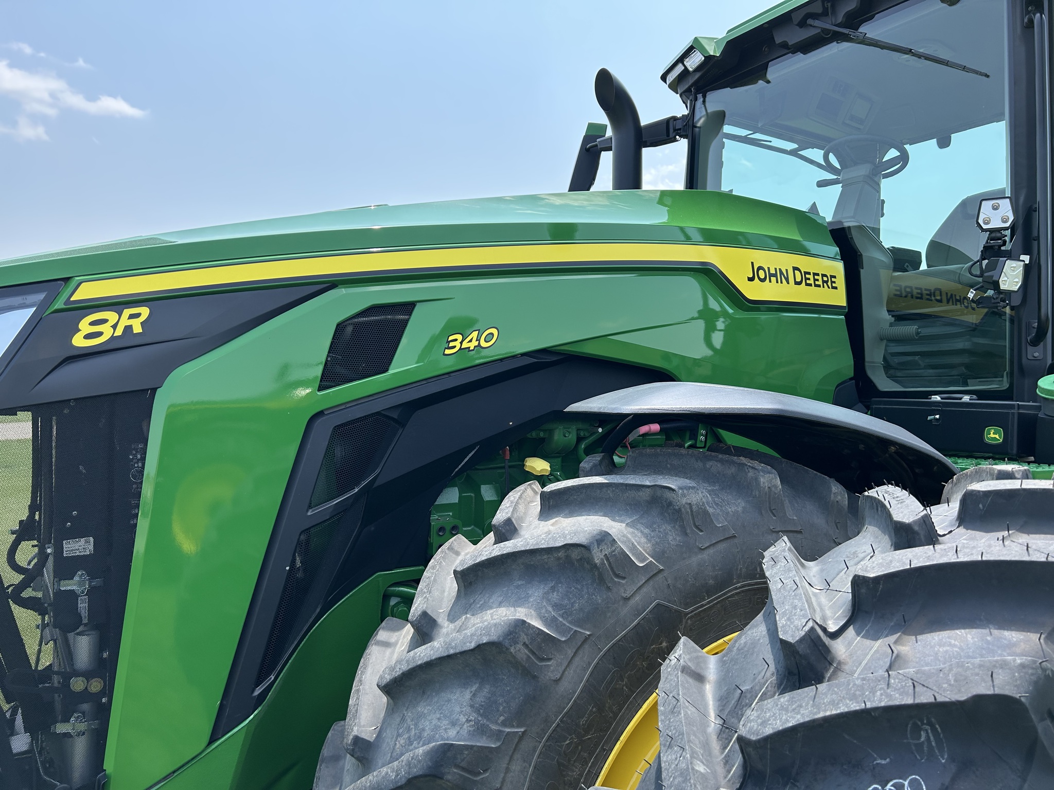  2024 John Deere 8R 340 at Heritage Tractor in Lacon, IL