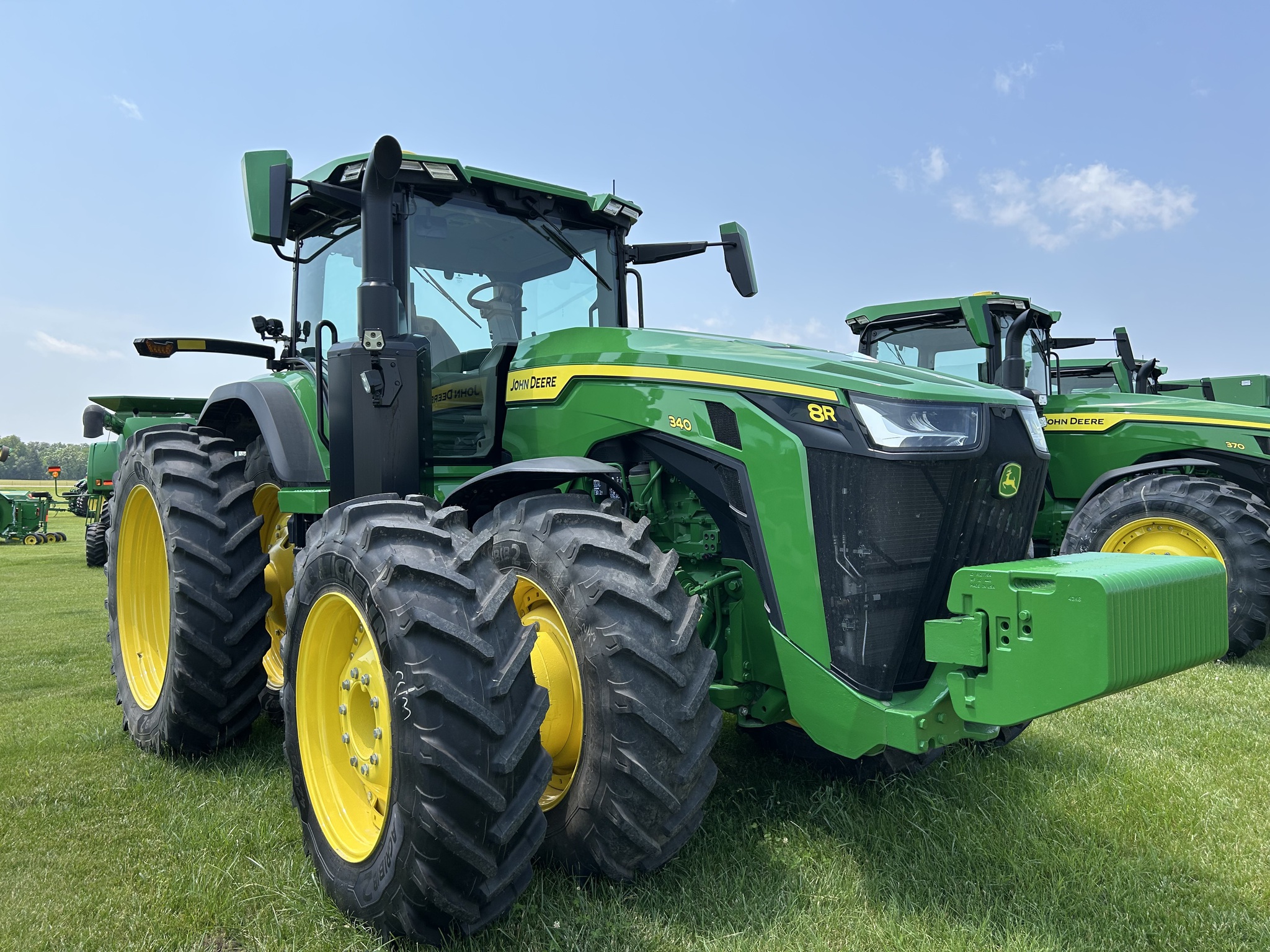  2024 John Deere 8R 340 at Heritage Tractor in Lacon, IL