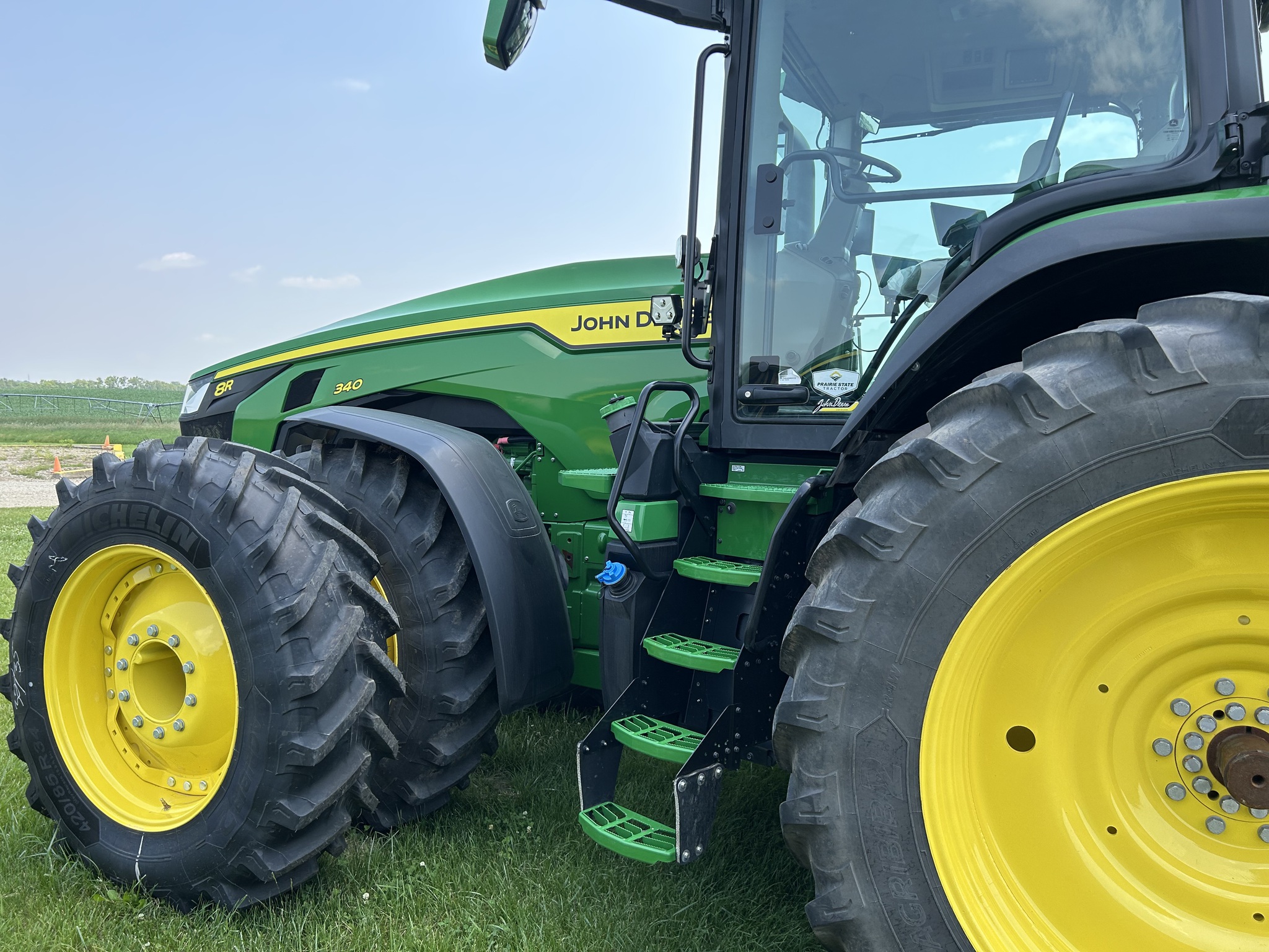  2024 John Deere 8R 340 at Heritage Tractor in Lacon, IL