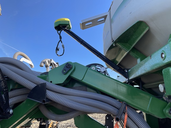 2022 Unverferth Raptor 2030 DT - Photo9