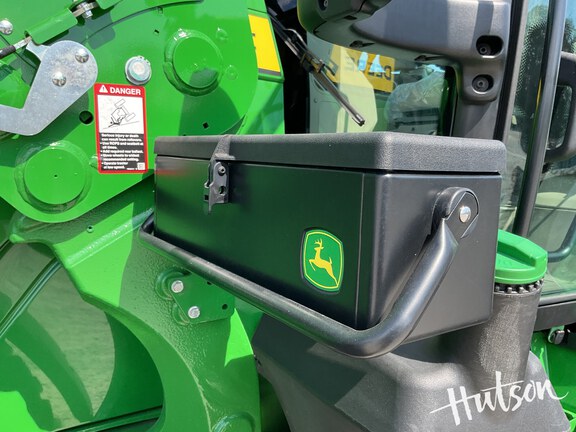 Photo of 2023 John Deere 6R 155