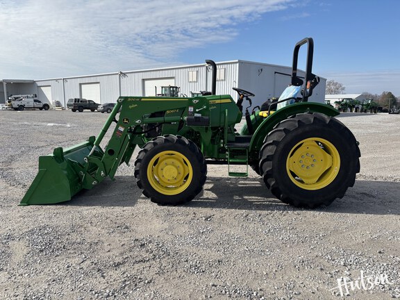 Photo of 2024 John Deere 5067E