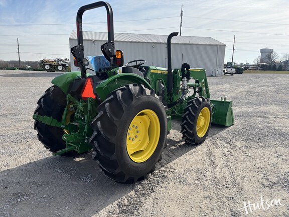 Photo of 2024 John Deere 5067E