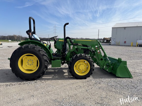 Photo of 2024 John Deere 5067E