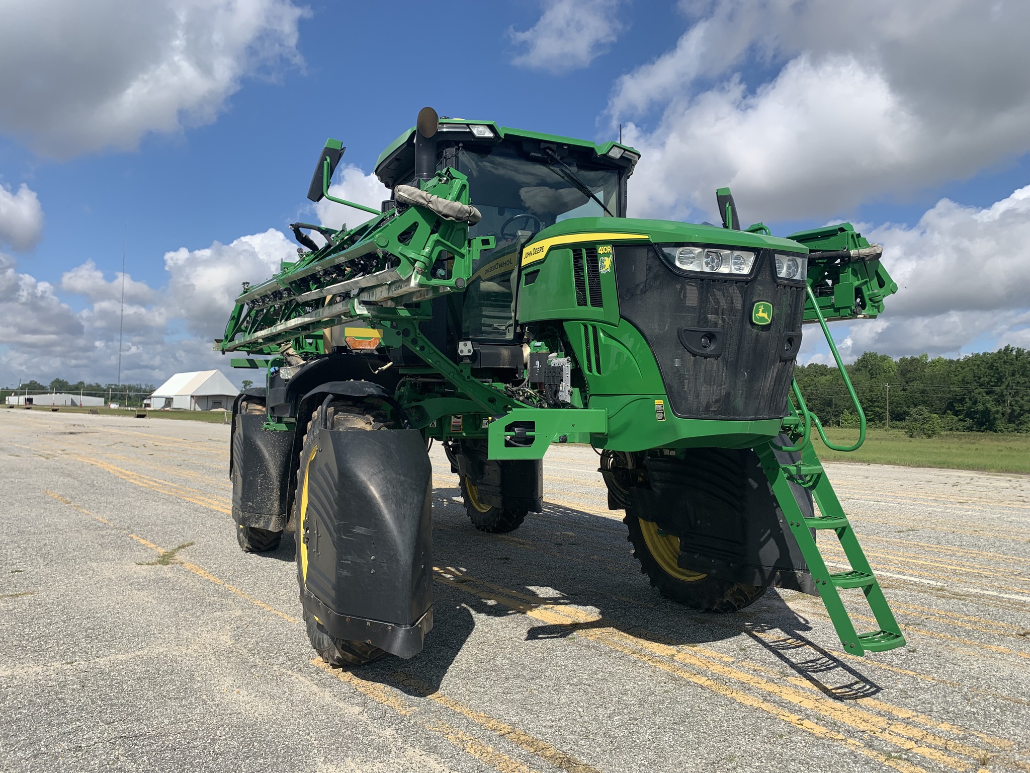 2023 John Deere 410R Image 2