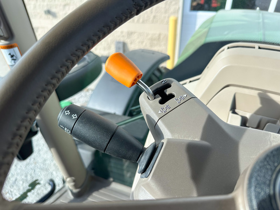 2024 John-Deere 6R 155