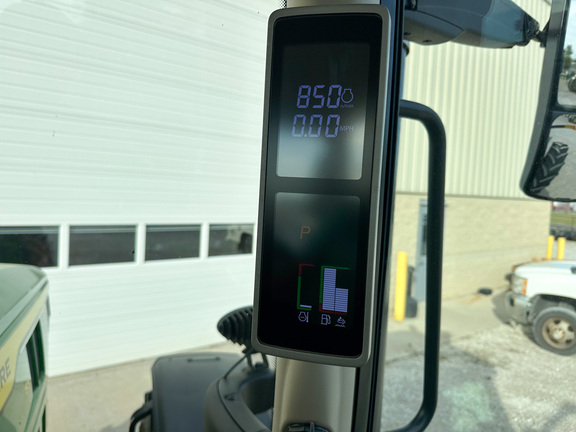 2024 John-Deere 6R 155