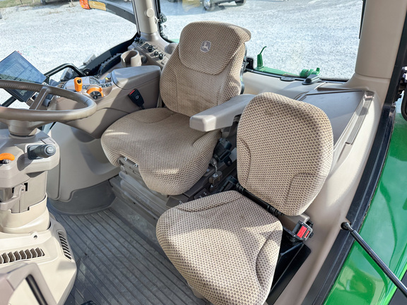 2024 John-Deere 6R 155