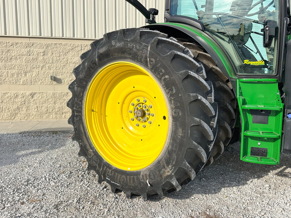 2024 John-Deere 6R 155